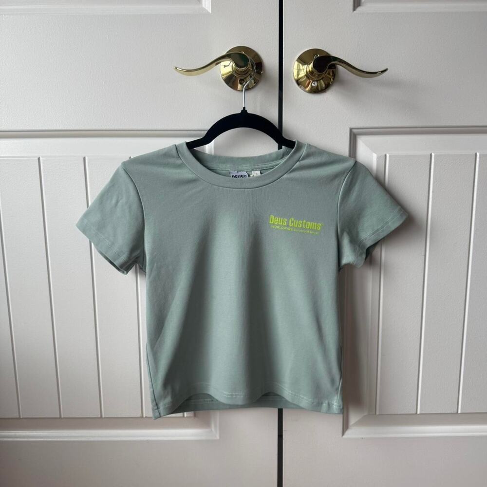 Greenish blueish graphic tee baby tee